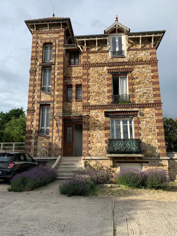 Logement A 20 Min De Paris Avec Parking Gratuit Eaubonne Exterior foto